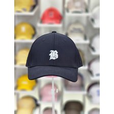 [NBA] BOS 고딕 이니셜 HARD CLASSIC CAP (N245AP415P9)