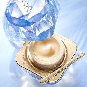 끌레드뽀 보떼 [홀리데이 에디션] 라 크렘므 30ml_추가이미지