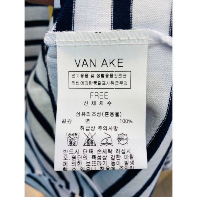 [VANAKE] 여우단 자수 반팔 티셔츠(VB15TSQ305Z) 추가 이미지